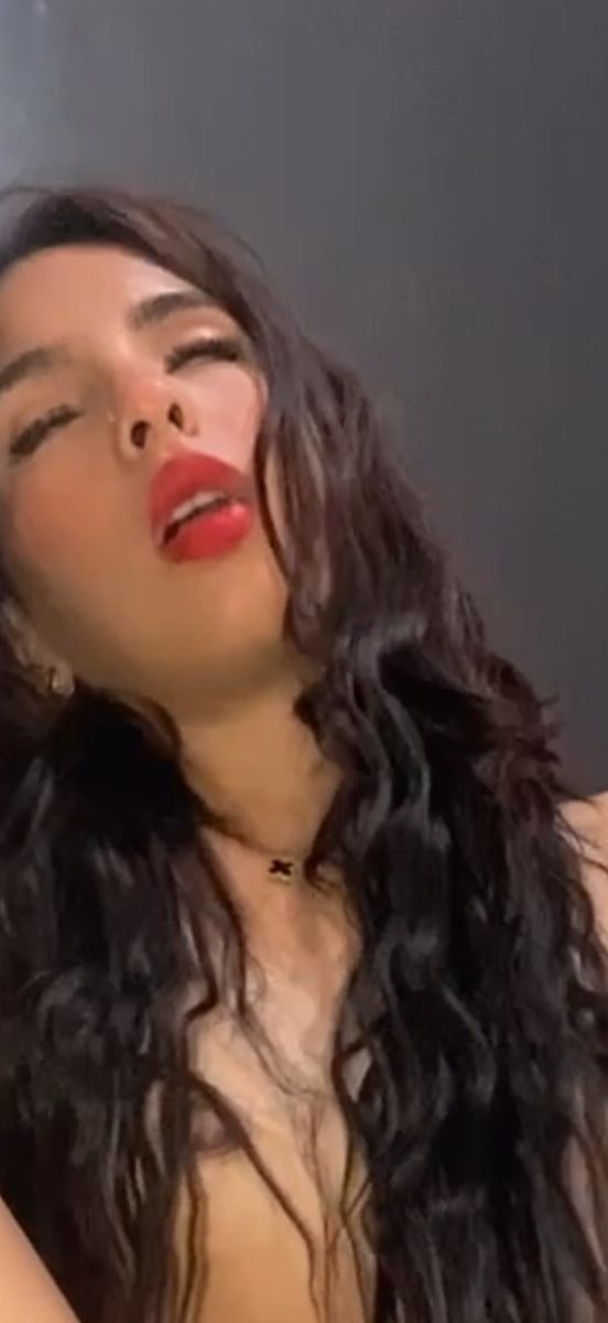 Veronica Vee