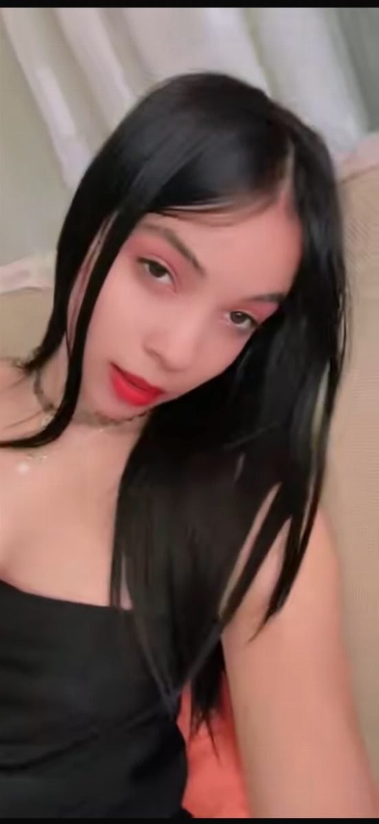 Veronica Vee
