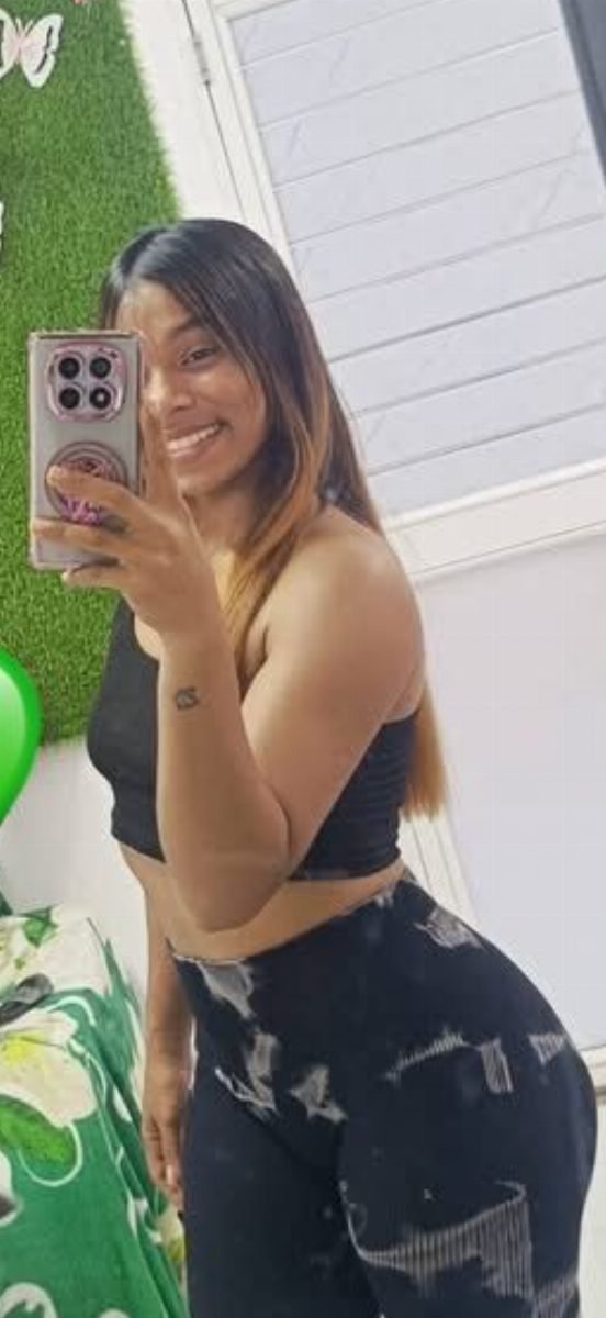Veronica Vee