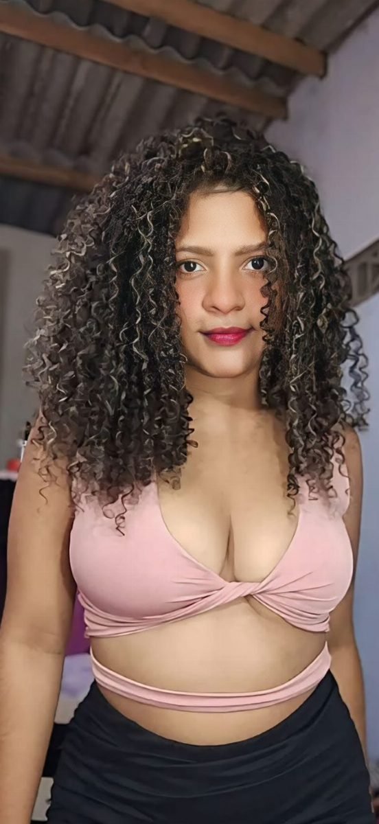 Veronica Vee