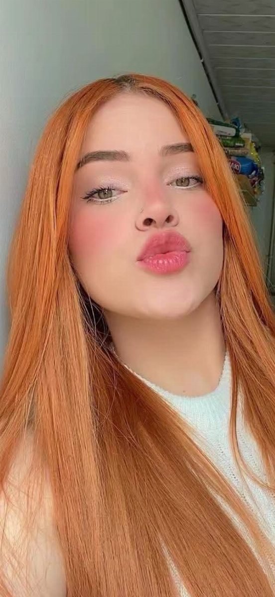 Veronica Vee
